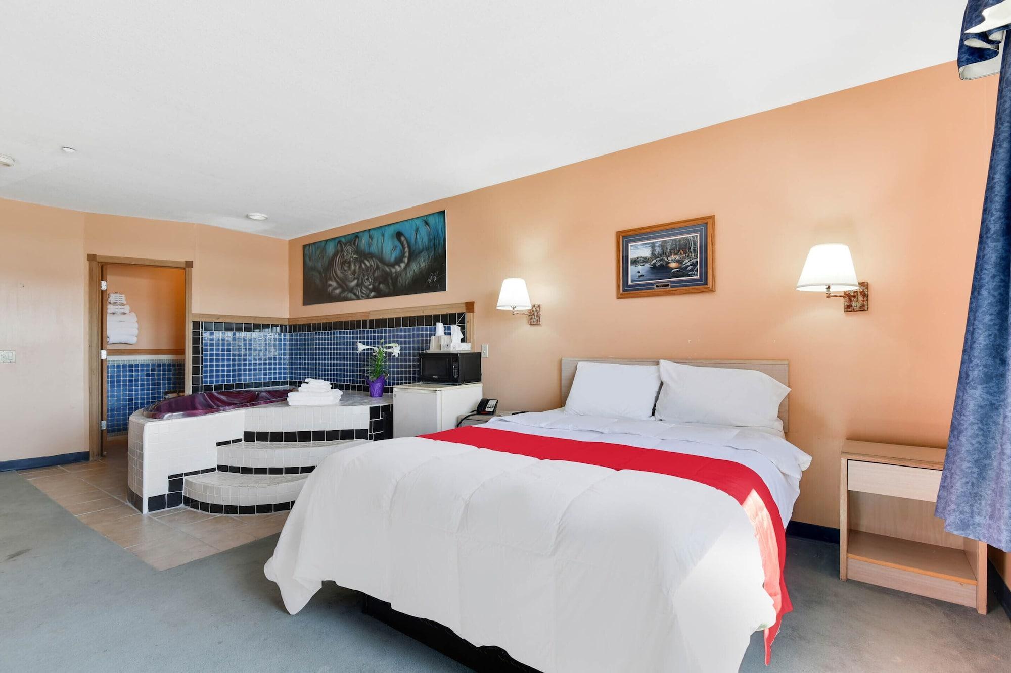 Casa Loma Inn & Suites By Oyo Davenport Ia Near I-80 Экстерьер фото