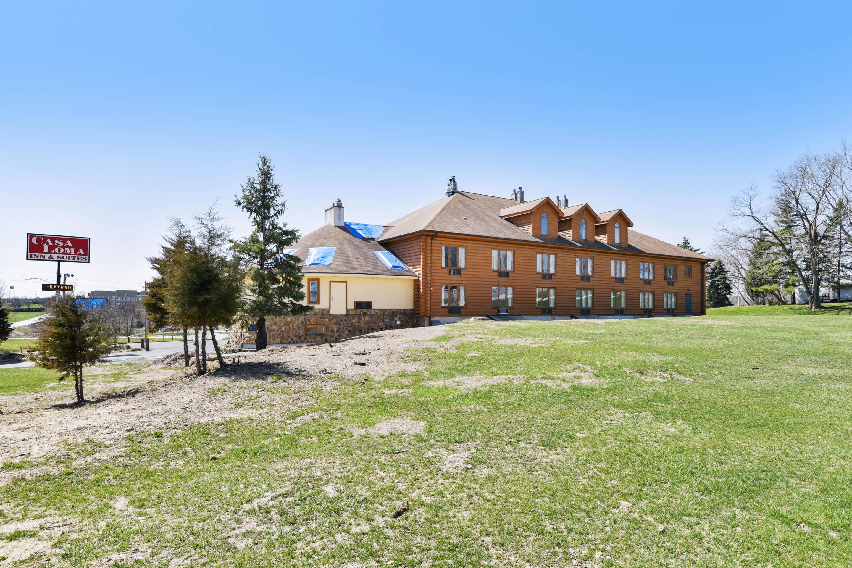 Casa Loma Inn & Suites By Oyo Davenport Ia Near I-80 Экстерьер фото